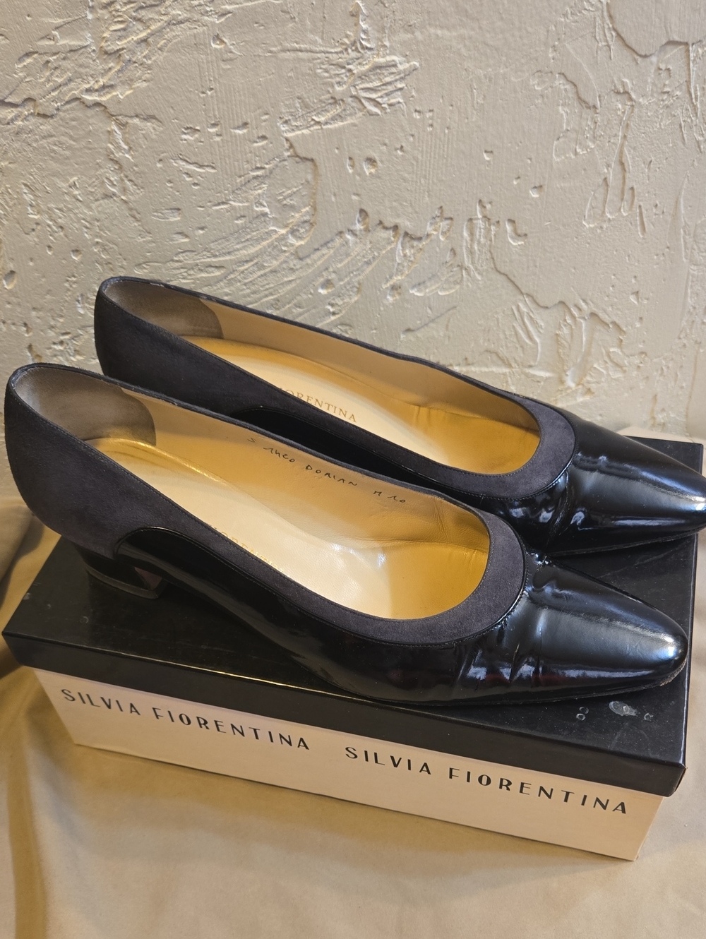 Vintage Silvia Florentina Black Patent & Suede Mid Block Heel Pumps